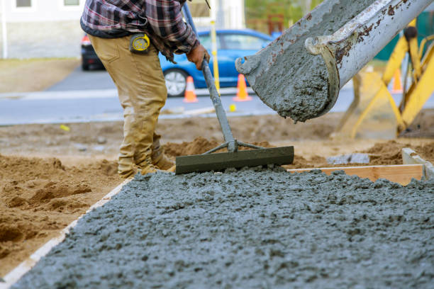 Best Concrete Patio Contractor  in East Renton Highlands, WA